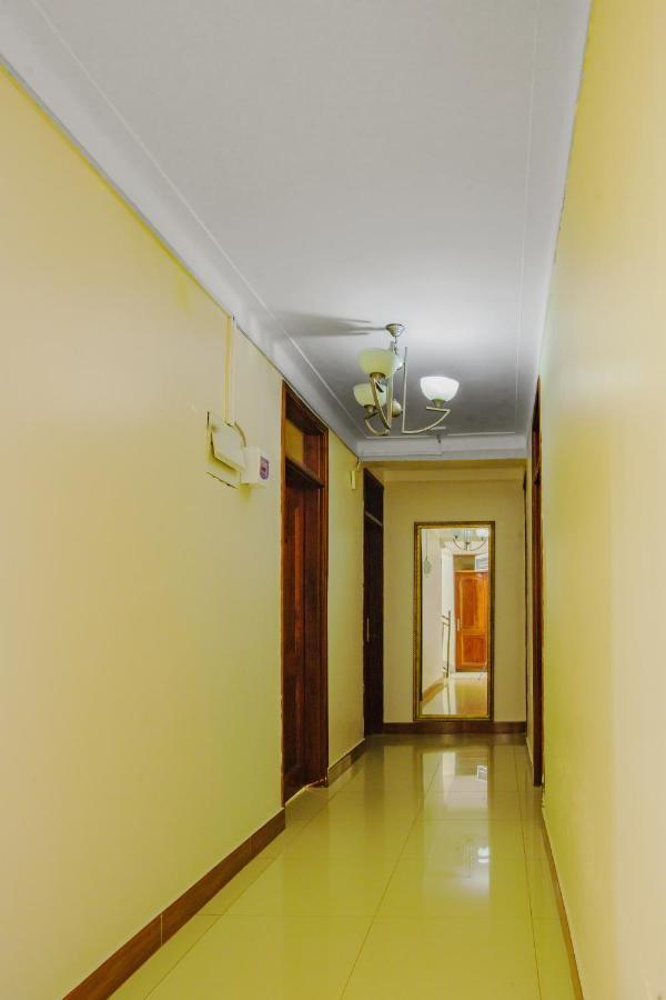 Santa Maria Hotel Ентебе Екстериор снимка