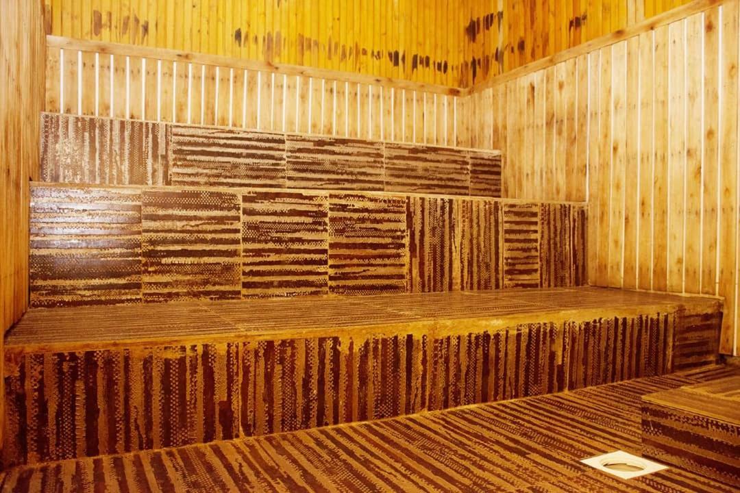 Santa Maria Hotel Ентебе Екстериор снимка